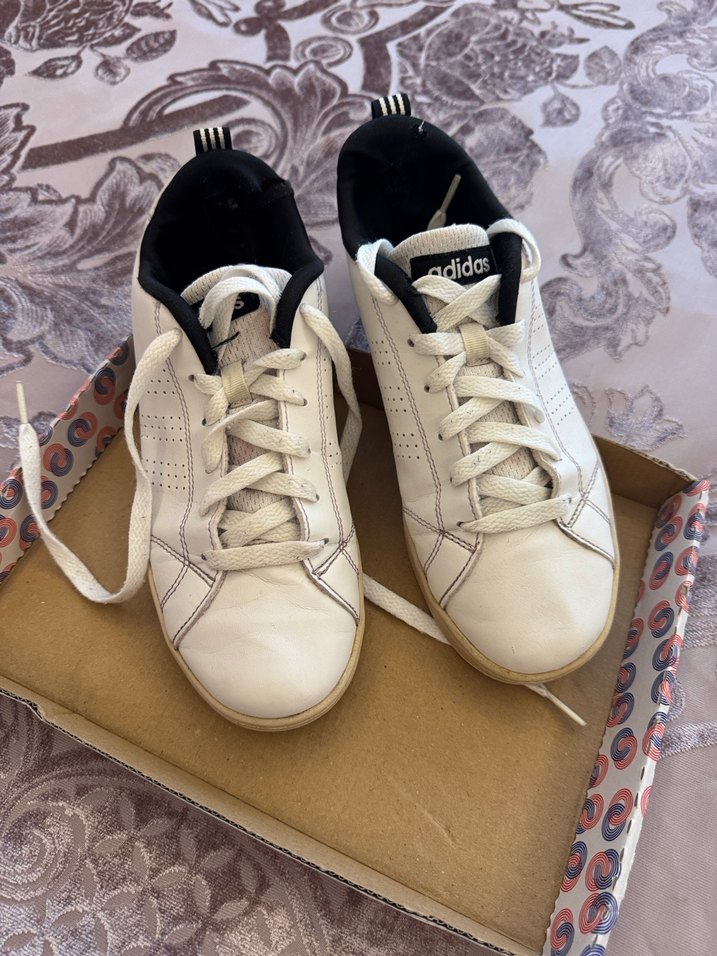 Adidas Kadın Spor Ayakkabı - Görsel 2