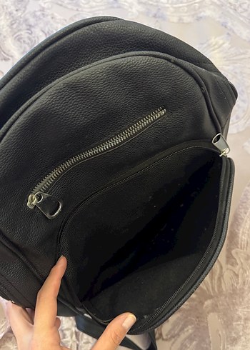 Siyah Deri Kadın Sırt Çantası - Görsel 6