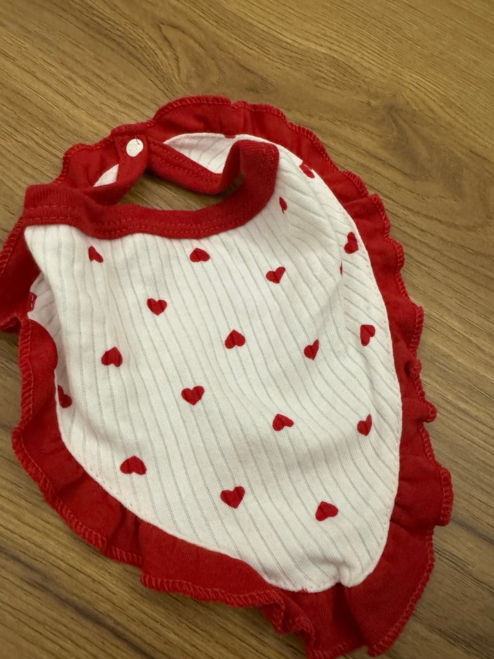Kırmızı Kız Bebek Önlüğü - Görsel 2
