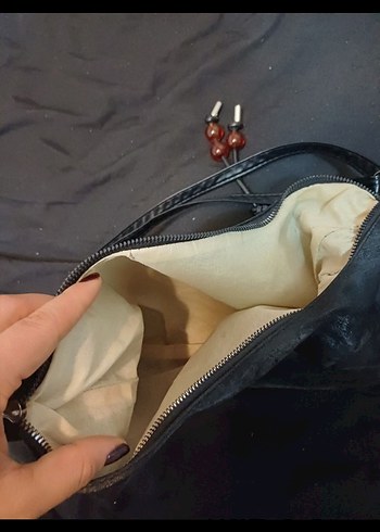 Sheinside Kemer Detaylı Siyah Gotik Deri Çanta