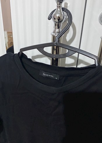 Siyah Kadın Kısa Kollu Salaş Tişört - Görsel 2