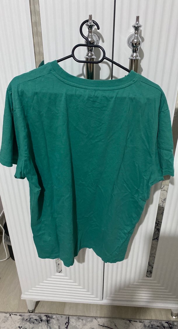 Erkek Koyu Yeşil Keten Kısa Kollu Tişört - Görsel 2