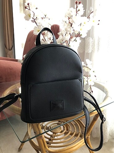 Pull and Bear Sırt çantası