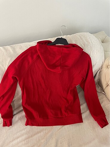 Zara Sweatshirt