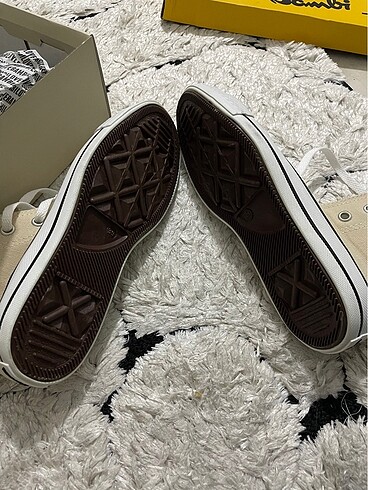 39 Beden ten rengi Renk Uzun Converse