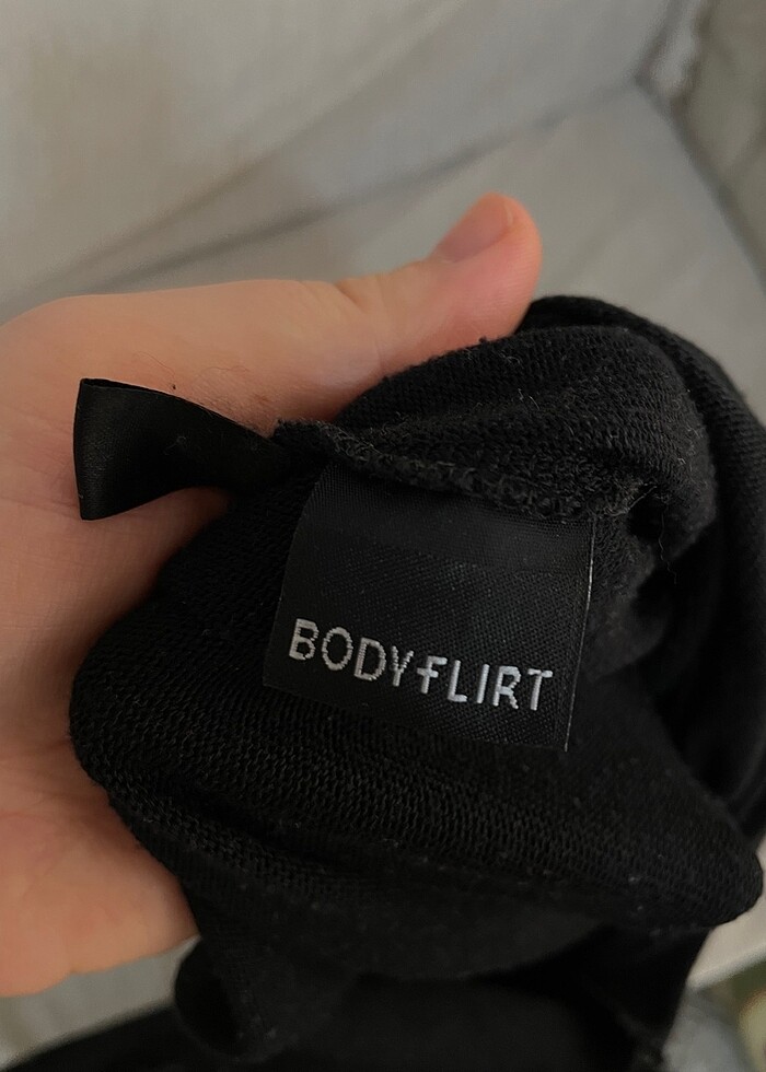 Boğazlı bluz t - Görsel 3