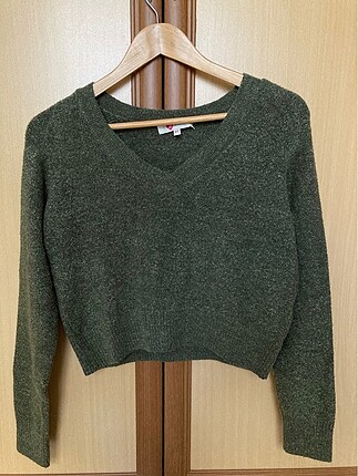 Haki v yaka crop kazak