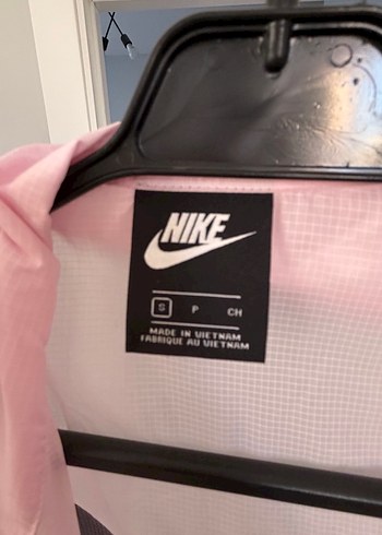 Nike Pembe Midi Uzunlukta Kadın Yağmurluk - Görsel 5