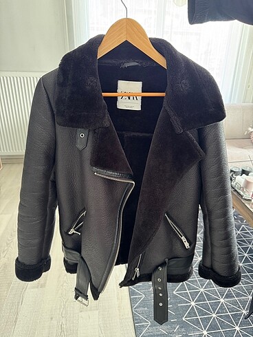 Zara mont