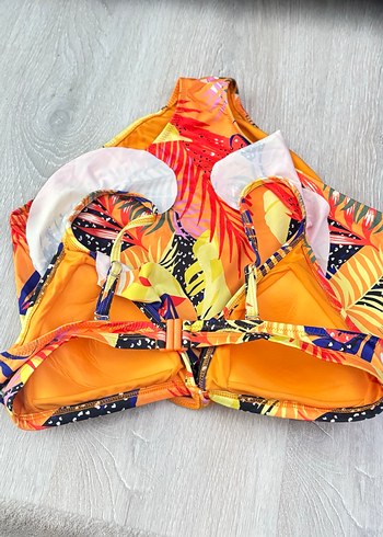 Renkli Desenli Fırfırlı Mini Bikini - Görsel 3