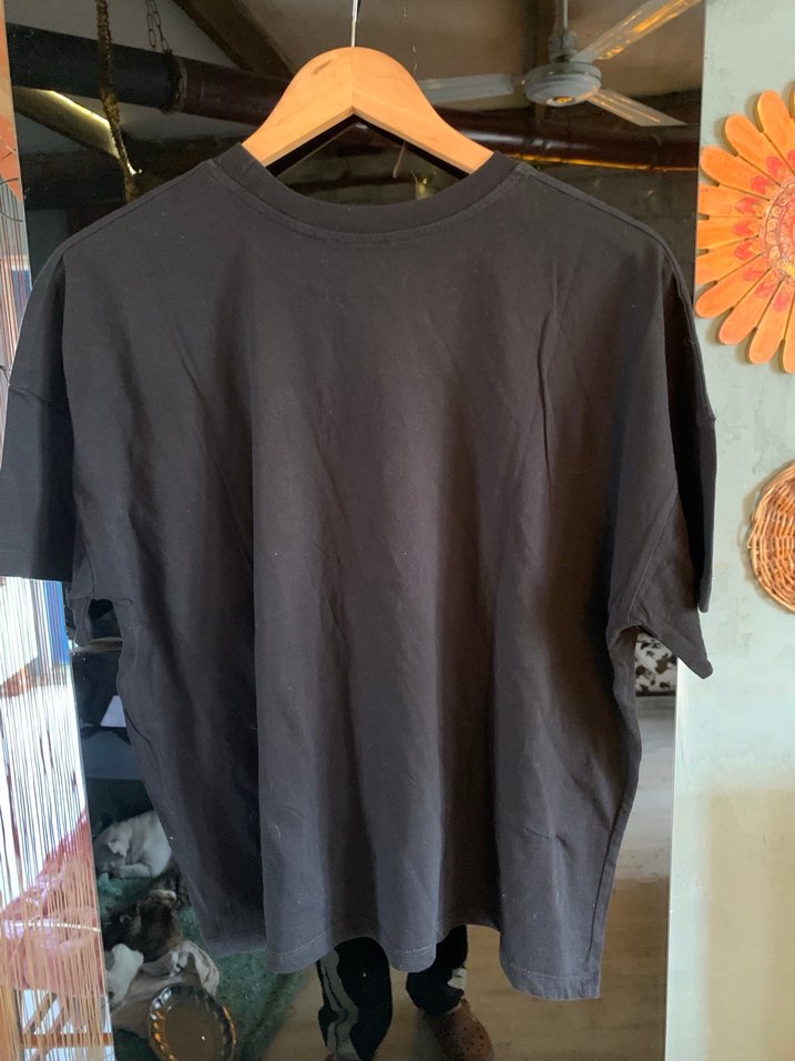 Siyah Payetli Baskılı Tişört - Görsel 2