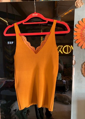 Dantel Detaylı Sarı V Yaka Atlet - Görsel 2