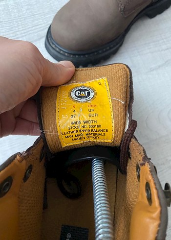 CAT Kahverengi Deri Kadın Bot - Görsel 7