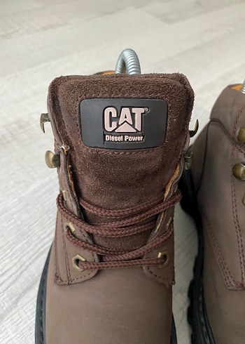 CAT Kahverengi Deri Kadın Bot - Görsel 5
