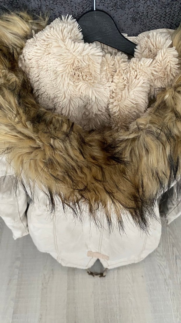 Kürklü Kapüşonlu Kaban - Görsel 3