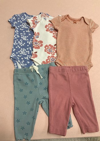 Bebek Kız Kısa Kollu 3'lü Body ve 2'li Pantolon Seti Carters