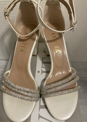 Krem Tokalı Topuklu Kadın Abiye Ayakkabı - Görsel 2