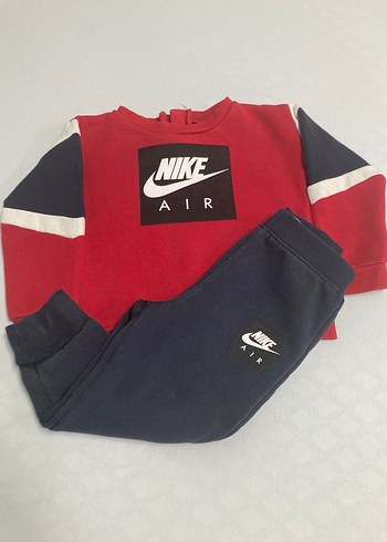 Nike 18-24 Ay