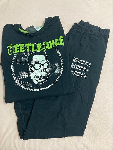 H&M Beetle juice pijama takımı