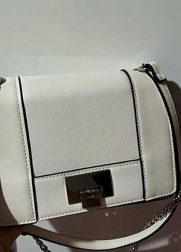 Stradivarius beyaz çanta