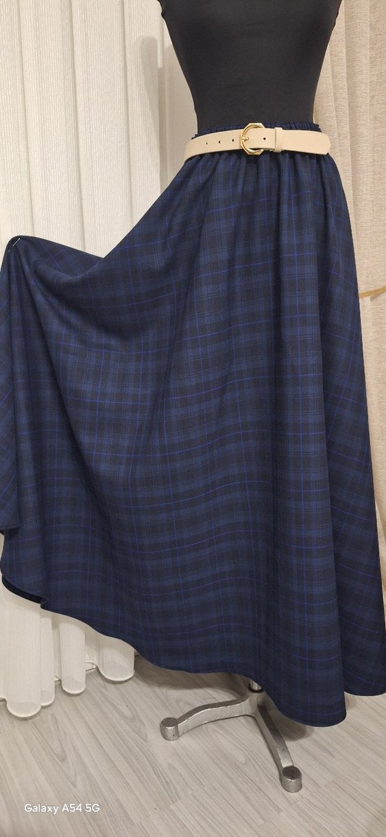 Lacivert Uzun Kadın Etek - Görsel 4