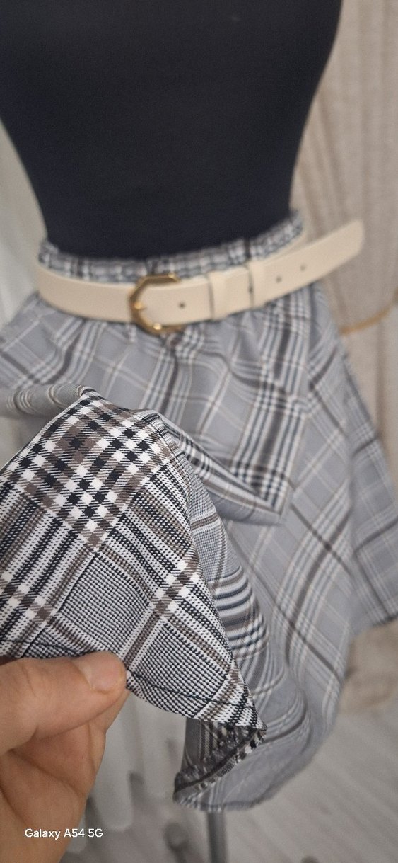 Gri Ekoseli Kemerli Mini Etek - Görsel 3