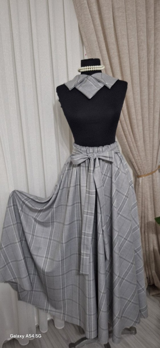 Gri Pilili Uzun Kilos etek - Görsel 4