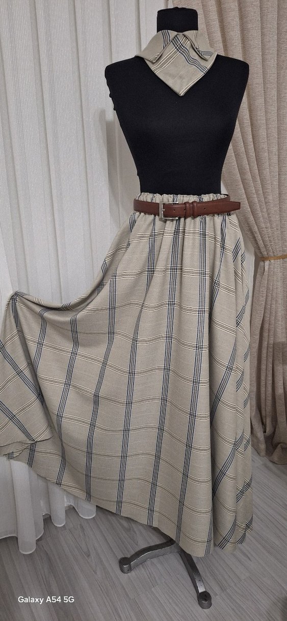 Kemer Detaylı Uzun Kadın Etek - Görsel 2