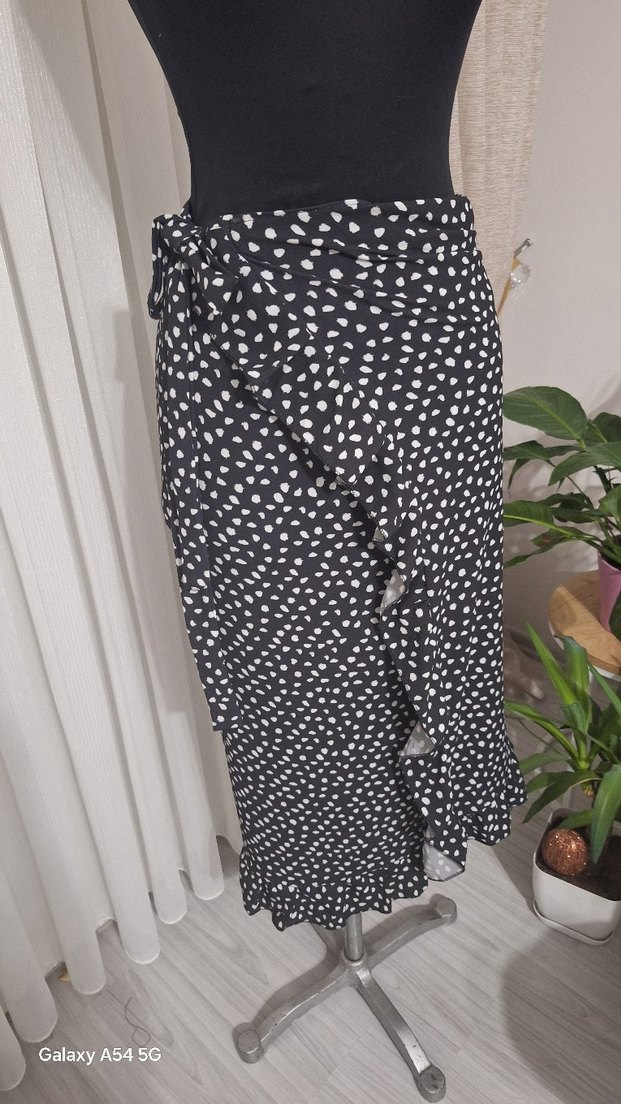 Siyah Puantiyeli Uzun pareyo - Görsel 2