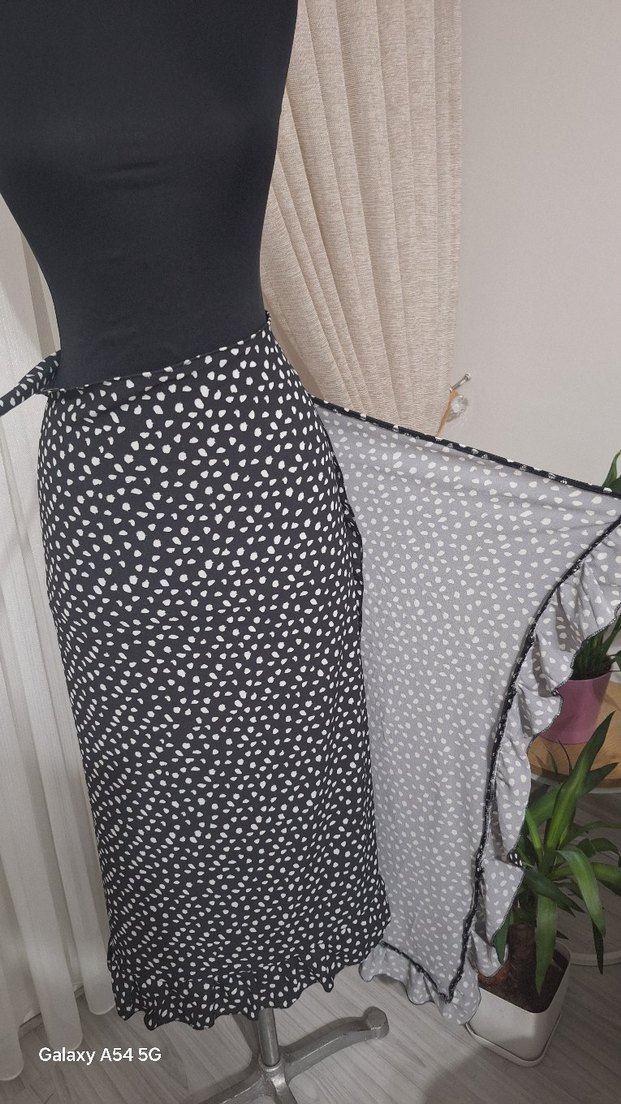 Siyah Puantiyeli Uzun pareyo - Görsel 3