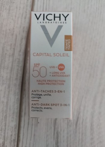 Vichy Capital Soleil SPF 50 Tonlu Güneş Kremi