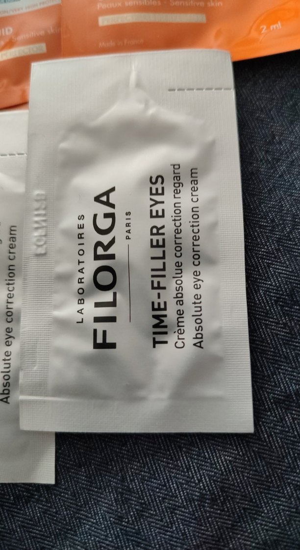 Avene SPF 50 Ultra Fluid Güneş Kremi 2ml - Görsel 3