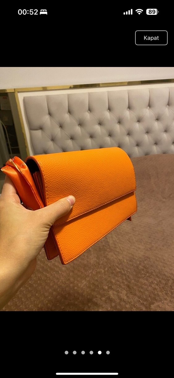 Turuncu Yılan Baskılı Zincir Detaylı Deri Çanta - Görsel 3