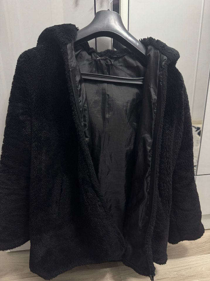 Siyah Kürk Midi Peluş Kürk Detaylı Ceket - Görsel 3