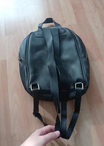 orijinal
Kadın Siyah Deri Sırt Çantası - Görsel 5