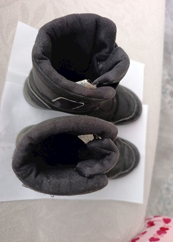 34 Beden Erkek Çocuk Siyah Kauçuk Bot Velcro34