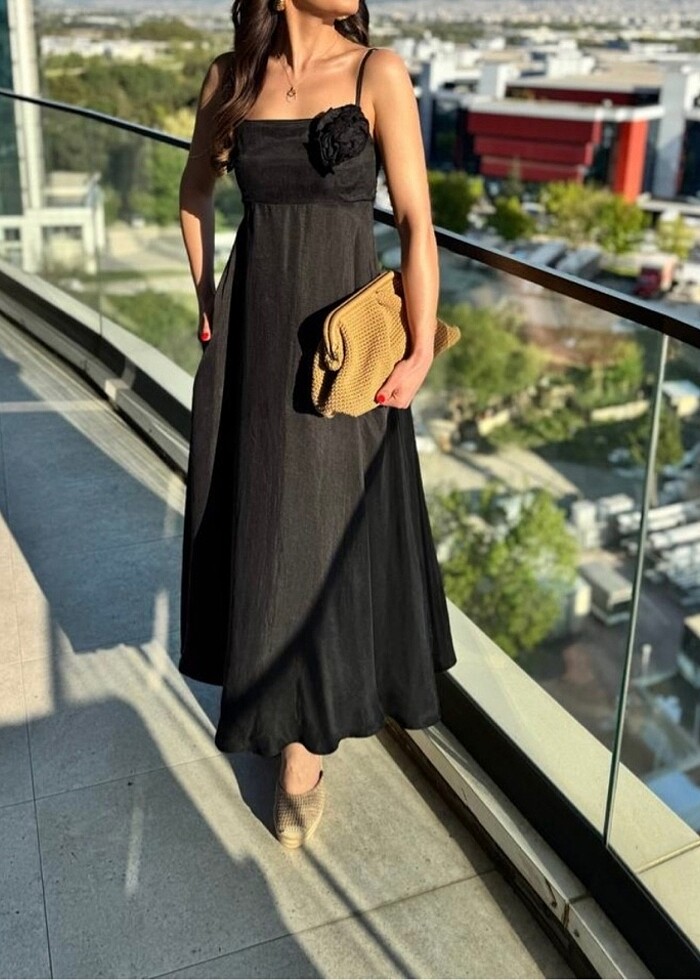 Siyah elbise - Görsel 2