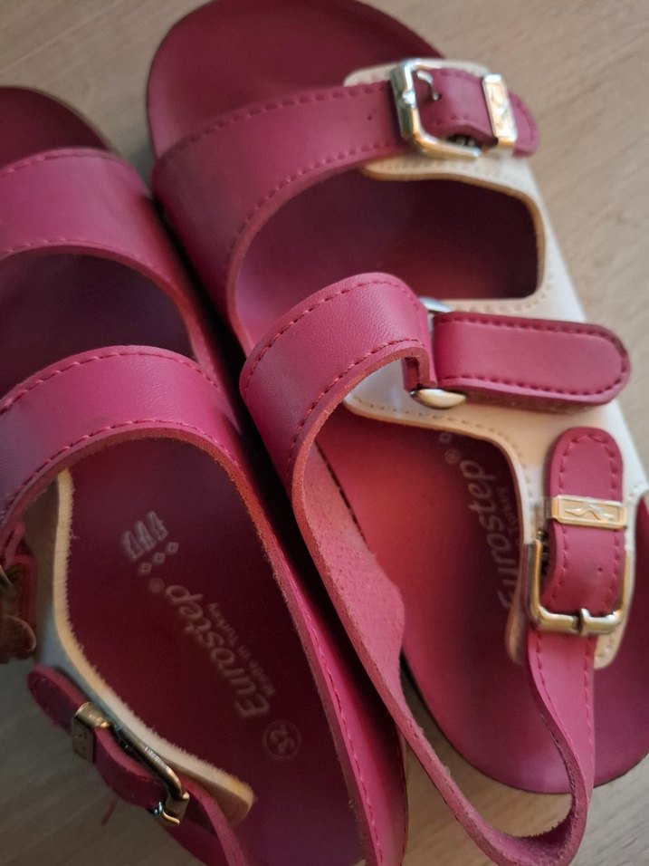 Kız Çocuk Pembe Tokalı Sandalet - Görsel 3