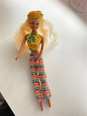 Barbie bebek
