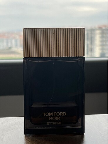 tom ford noir ext