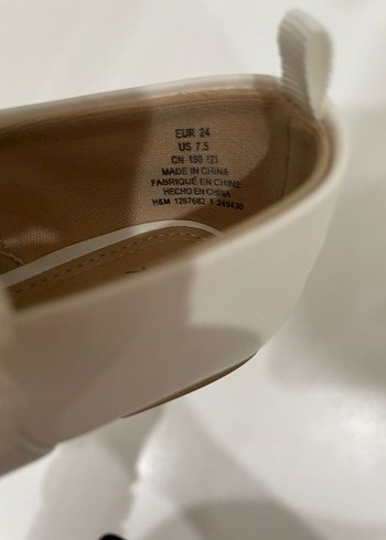 24 Beden H&M Çocuk Babet