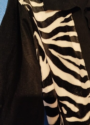 l Beden siyah Renk Zebra hırka