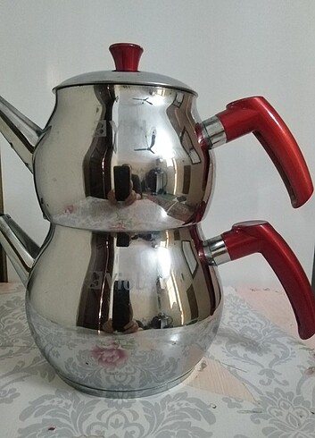 Çelik çaydanlık 