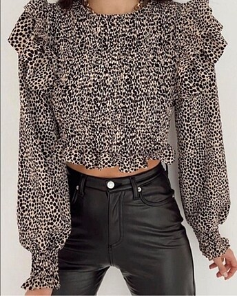 Zara Leopar Desenli Crop