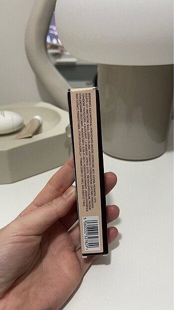  Beden Charlotte Tilbury Spotlight Aydınlatıcı