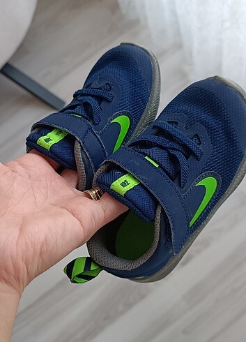 23 Beden mavi Renk Nike spor ayakkabı