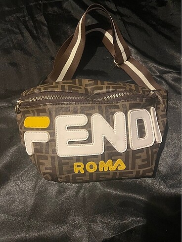 Fendi bel çantası