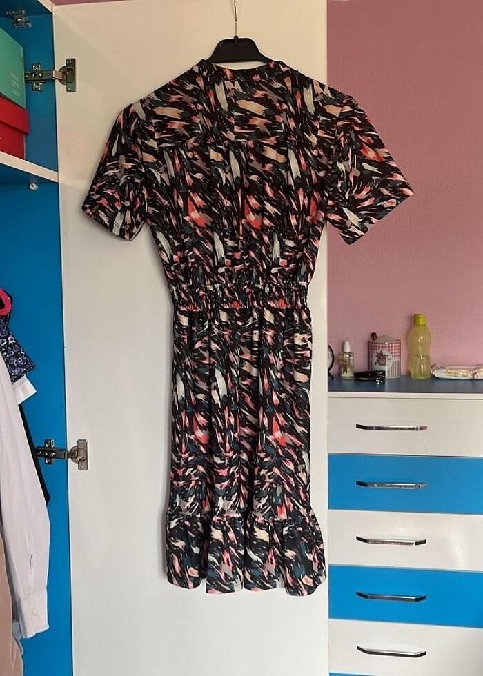 Günlük desenli elbise - Görsel 2