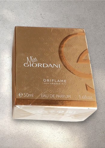 Beden Oriflame Miss Giordani EdP 50 ML Kadın Parfümü