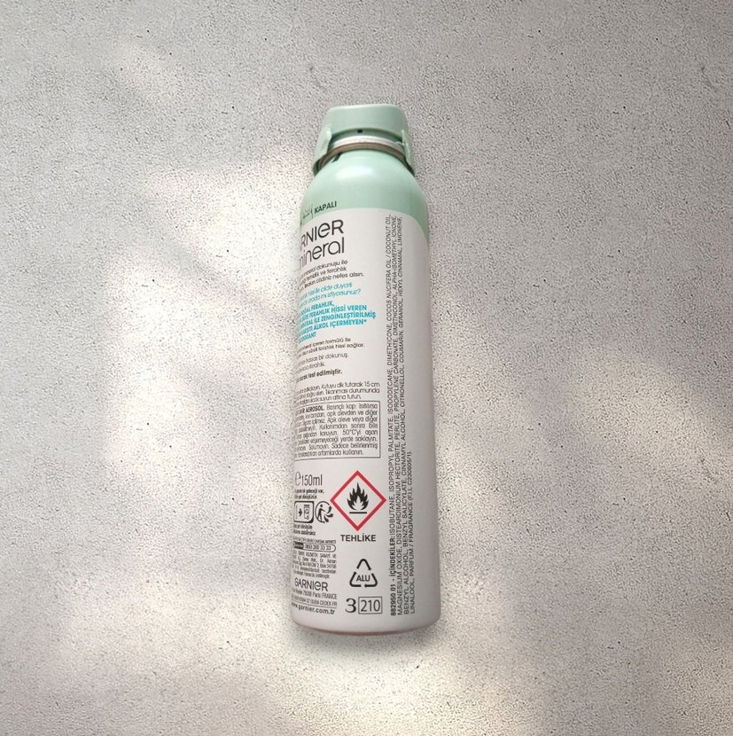 Garnier Mineral Magnezyum Ultra Kuru Kadın Deodorant - Görsel 2